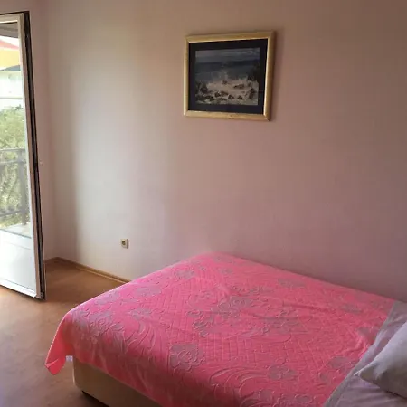 Luca Apartment