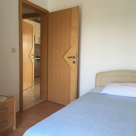 Luca Apartment *
